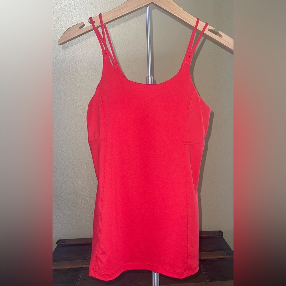 Preowned Athleta Women Built-In Bra Tank, Double Strap, Red Orange, size 34B.